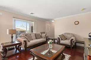 43 Manchester Ct, Kinnelon, NJ 07405 - Photo 3