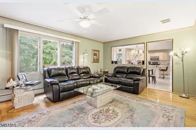 37 Continental Rd, Parsippany, NJ 07950 - Photo 5