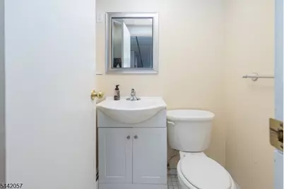 103 Alturas Rd, Vernon, NJ 07422 - Photo 15