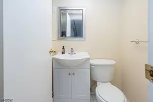 103 Alturas Rd, Vernon, NJ 07422 - Photo 15