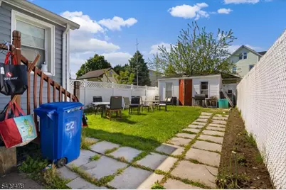 22 Tuttle St, Wallington, NJ 07057 - Photo 31