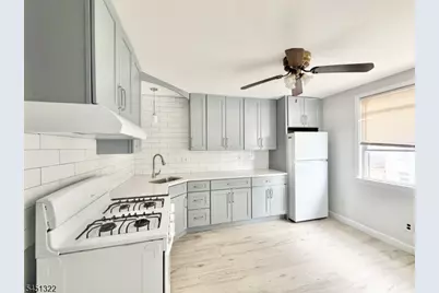 124 W 45th St, Bayonne, NJ 07002 - Photo 19