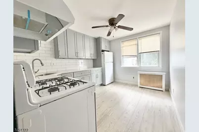 124 W 45th St, Bayonne, NJ 07002 - Photo 21