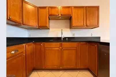 1677 Springfield Ave #13, Maplewood, NJ 07040 - Photo 9