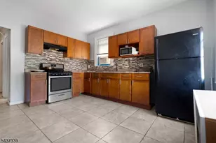 98 Delmar Pl, Irvington, NJ 07111 - Photo 11