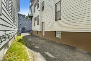 98 Delmar Pl, Irvington, NJ 07111 - Photo 39