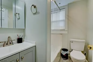 275 Greylock Pkwy, Belleville, NJ 07109 - Photo 23