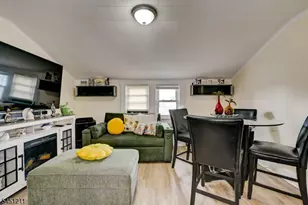 275 Greylock Pkwy, Belleville, NJ 07109 - Photo 29