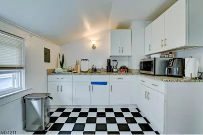 275 Greylock Pkwy #3, Belleville, NJ 07109 - Photo 31