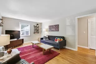 2208 Paff Pl, Scotch Plains Township, NJ 07076 - Photo 3