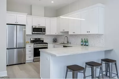 803 Springfield Ave #C, Summit, NJ 07901 - Photo 5