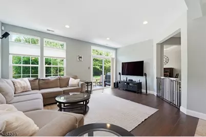 51 Oak Leaf Ln, Tinton Falls Boro, NJ 07712 - Photo 35