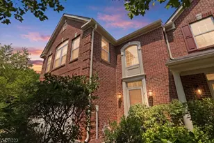 51 Oak Leaf Ln, Tinton Falls Boro, NJ 07712 - Photo 1