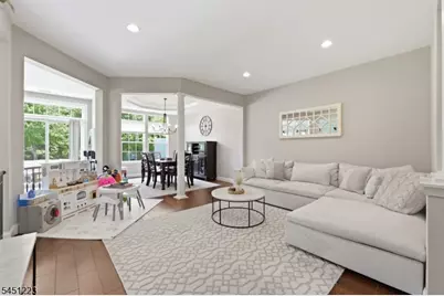 51 Oak Leaf Ln, Tinton Falls Boro, NJ 07712 - Photo 21