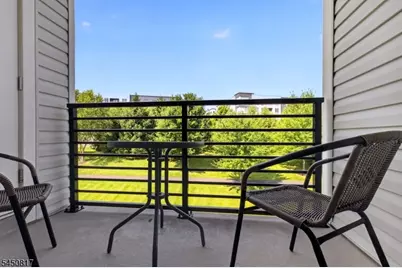 1 Vanderbilt Blvd #303, Florham Park, NJ 07932 - Photo 21