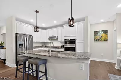 1 Vanderbilt Blvd #303, Florham Park, NJ 07932 - Photo 9
