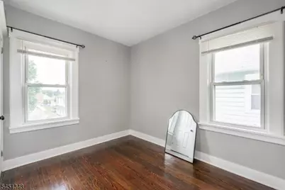 22 Comfort Pl, Clifton, NJ 07011 - Photo 13