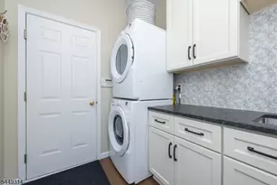208 Yvonne Way, Greenwich Township, NJ 08886 - Photo 17