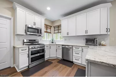 208 Yvonne Way, Greenwich Township, NJ 08886 - Photo 3