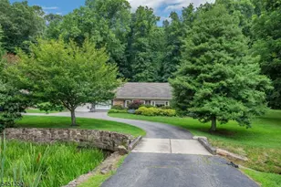 112 E Valley Brook Rd, Washington Township, NJ 07853 - Photo 1