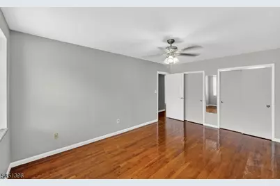 19-31 Lyons Ave #204, Newark, NJ 07112 - Photo 3
