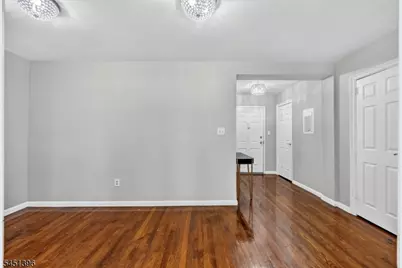 19-31 Lyons Ave #204, Newark, NJ 07112 - Photo 7