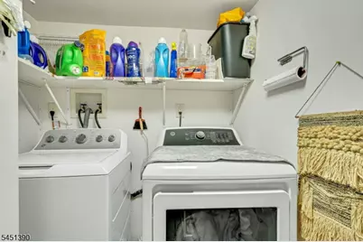446 Post Ave, Lyndhurst Township, NJ 07071 - Photo 35