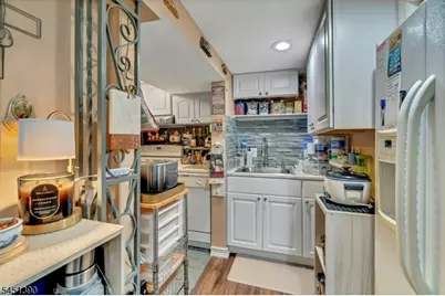 446 Post Ave, Lyndhurst Township, NJ 07071 - Photo 25
