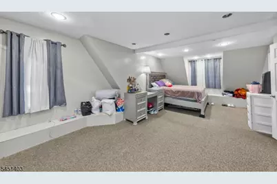 38 Nairn Pl, Newark, NJ 07108 - Photo 13