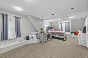 38 Nairn Pl, Newark, NJ 07108 - Photo 13