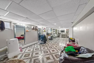 38 Nairn Pl, Newark, NJ 07108 - Photo 19