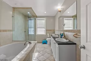38 Nairn Pl, Newark, NJ 07108 - Photo 5
