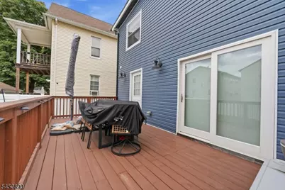 1305 E Henry St, Linden, NJ 07036 - Photo 37