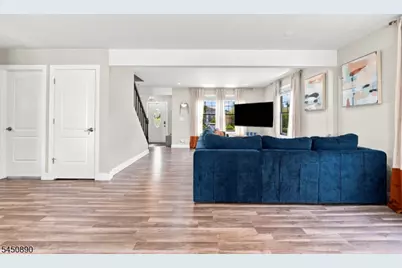 1305 E Henry St, Linden, NJ 07036 - Photo 7