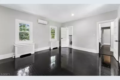 731 Berkeley Ave, Orange, NJ 07050 - Photo 39