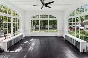 731 Berkeley Ave, Orange, NJ 07050 - Photo 9