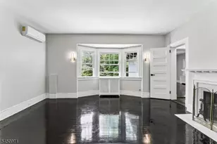 731 Berkeley Ave, Orange, NJ 07050 - Photo 33