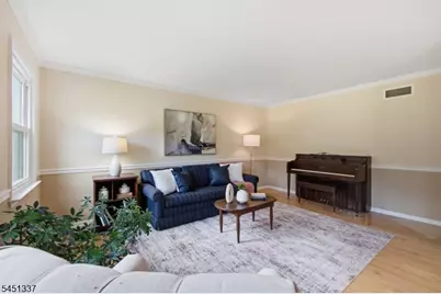 3 Brown Ct, Clinton Township, NJ 08801 - Photo 5