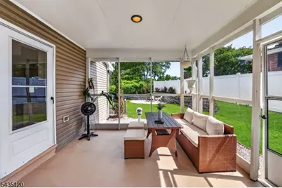 840 Lopatcong St, Belvidere, NJ 07823 - Photo 37
