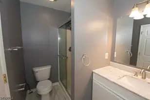 1602 Windsor Ct, Denville, NJ 07834 - Photo 5