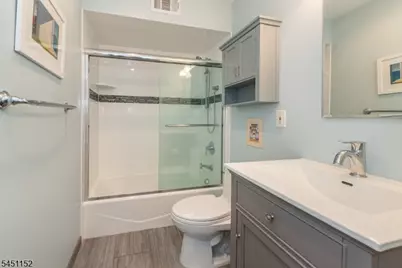 13 Stonegate Dr, Roseland, NJ 07068 - Photo 19