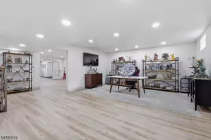 17 Setting Sun Dr, Washington Township, NJ 07840 - Photo 33