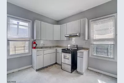 54 N 4th St, Paterson, NJ 07522 - Photo 19
