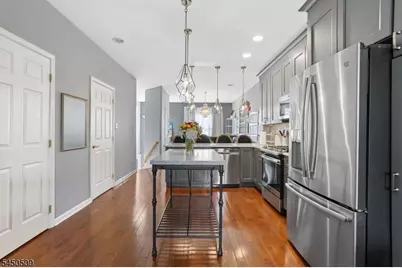 400 Manchester Dr, Nutley, NJ 07110 - Photo 5