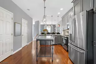 400 Manchester Dr, Nutley, NJ 07110 - Photo 5