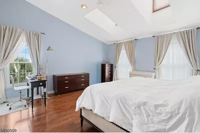 400 Manchester Dr, Nutley, NJ 07110 - Photo 11