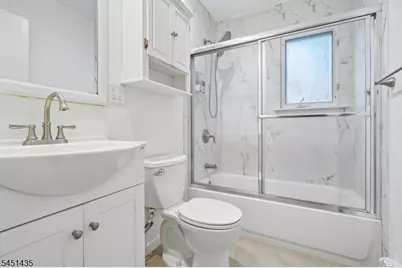 18 Manor Rd, Livingston, NJ 07039 - Photo 19