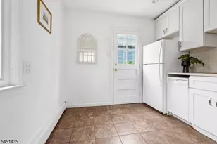 18 Manor Rd, Livingston, NJ 07039 - Photo 15