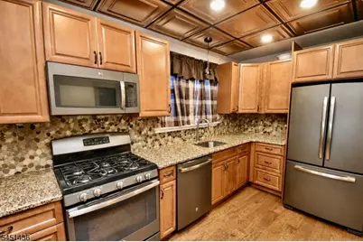 14 Cleveland St, Caldwell, NJ 07006 - Photo 5