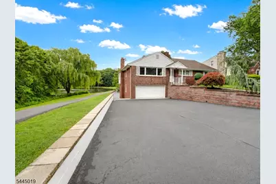441 N 15th St, Kenilworth, NJ 07033 - Photo 3